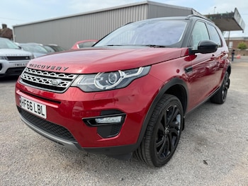 Used Land Rover Discovery Sport 2016 for sale - 76064174: Photo