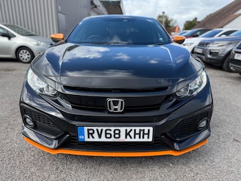 Used Honda Civic 2018 for sale - 76064224: Photo
