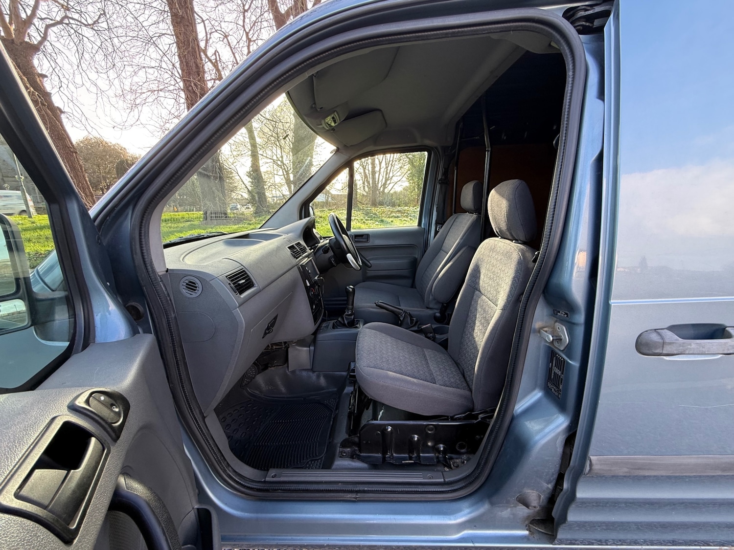 Used Ford Transit Connect 2004 for sale - 77340090: Photo 15