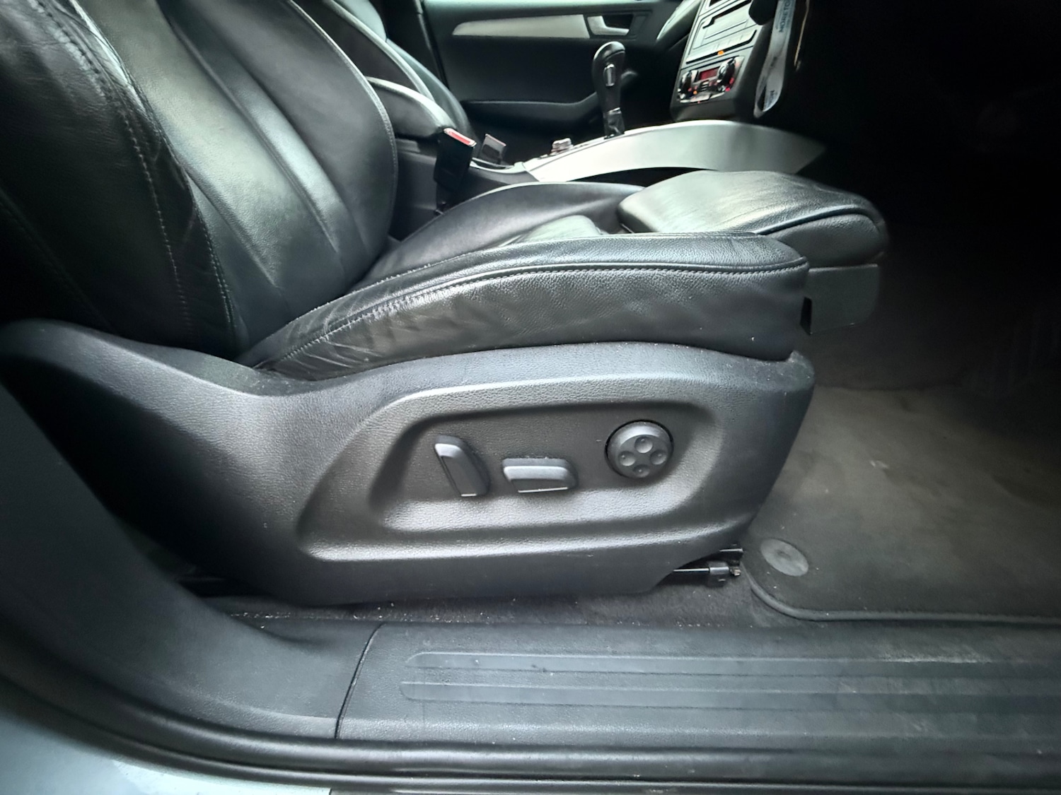 Used Audi Q5 2010 for sale - 77063246: Photo 13