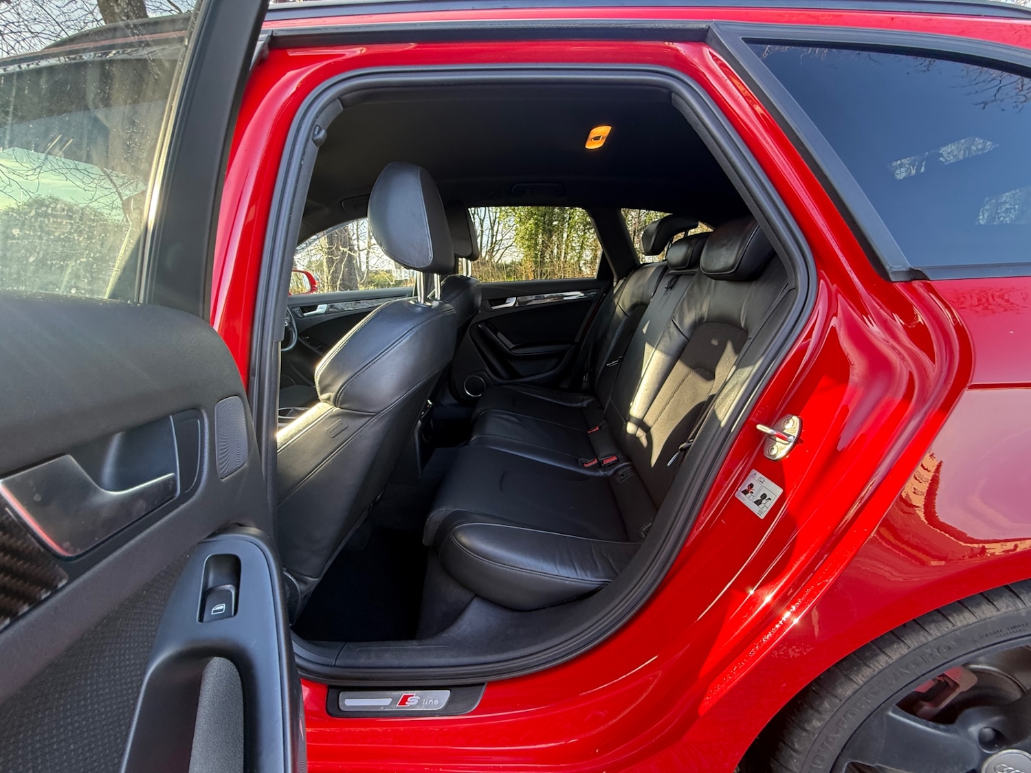 Used Audi A4 2011 for sale - 77220797: Photo 13