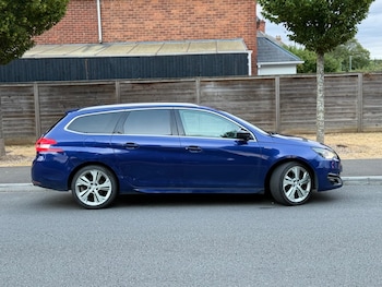 Used Peugeot 308 2015 for sale - 79341046: Photo