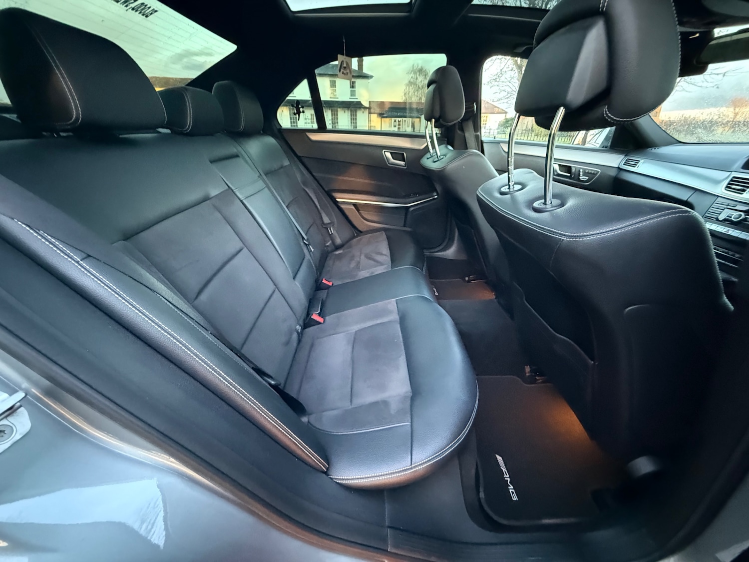 Used Mercedes-Benz E Class 2013 for sale - 77012044: Photo 36