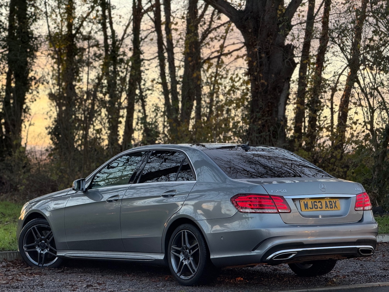 Used Mercedes-Benz E Class 2013 for sale - 77012044: Photo 4