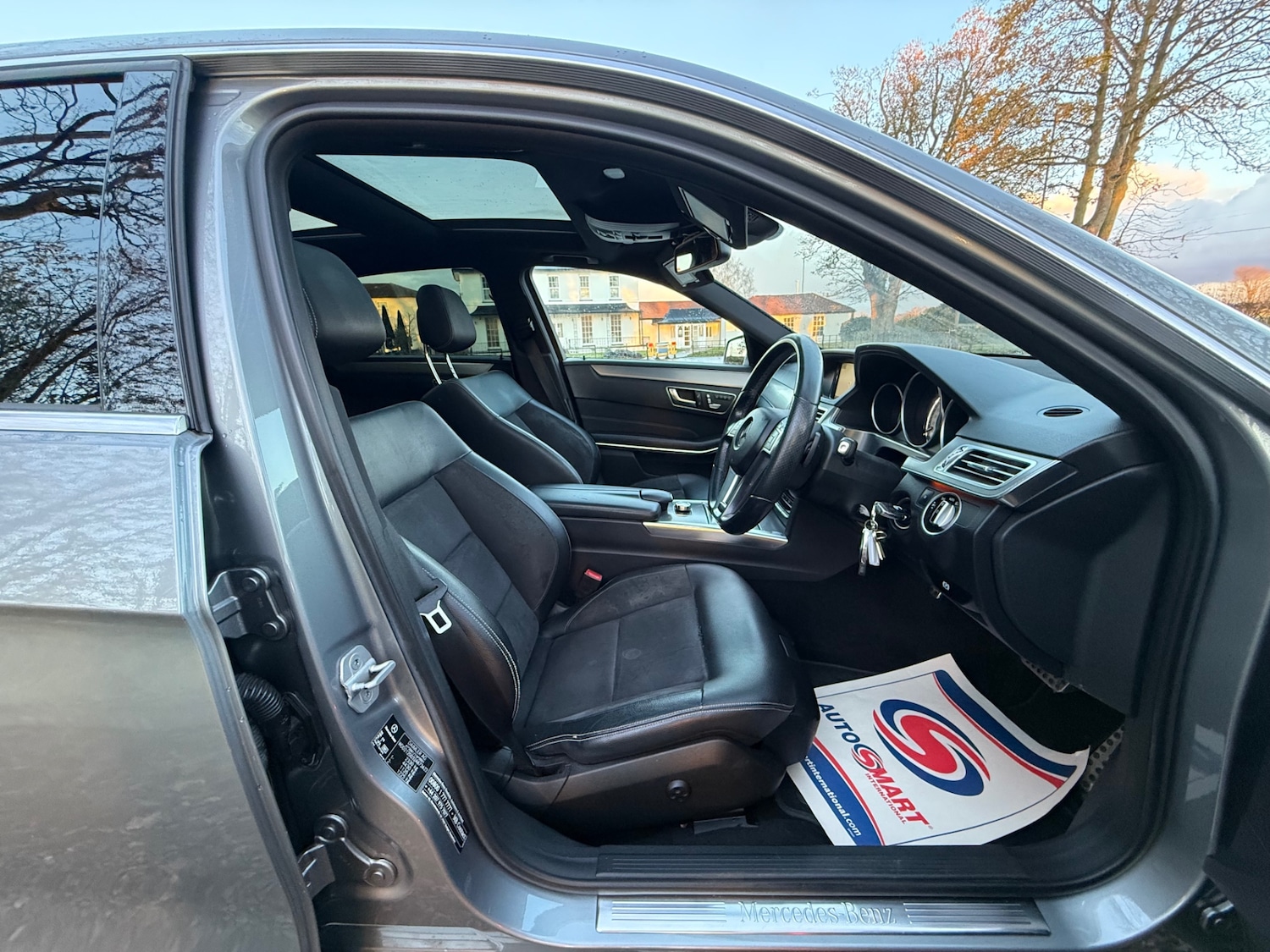 Used Mercedes-Benz E Class 2013 for sale - 77012044: Photo 9