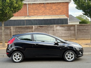 Used Ford Fiesta 2011 for sale - 79369677: Photo