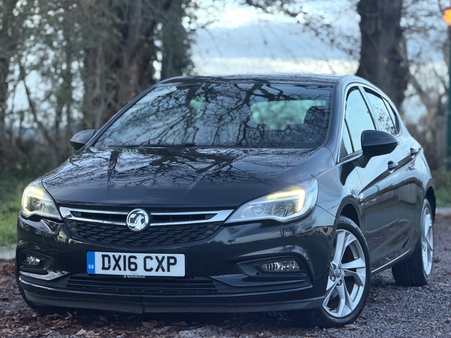 Used Vauxhall Astra 2016 for sale - 76982623: Photo 2