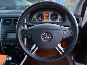 Used Mercedes-Benz B Class 2010 for sale - 79025291: Photo