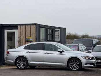Used Volkswagen Passat 2015 for sale - 74111072: Photo