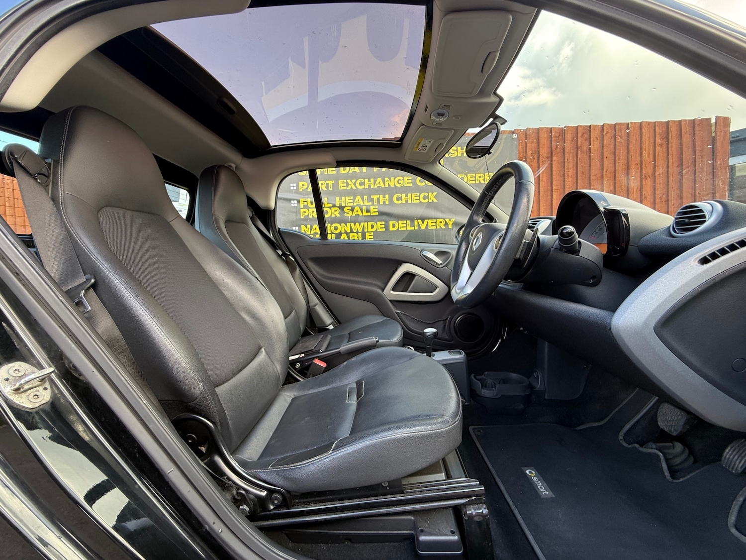 Used smart fortwo 2014 for sale - 78054438: Photo 18