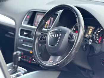 Used Audi Q5 2010 for sale - 75268118: Photo