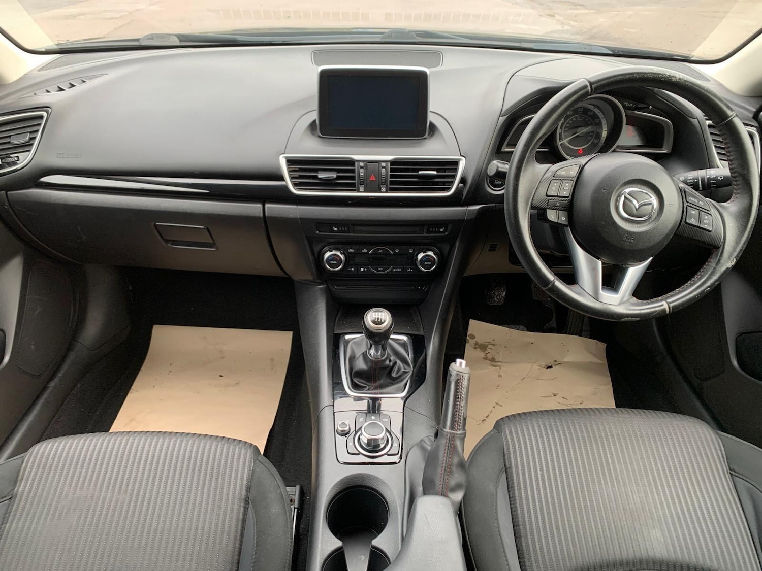 Used Mazda Mazda3 2015 for sale - 76742675: Photo 8