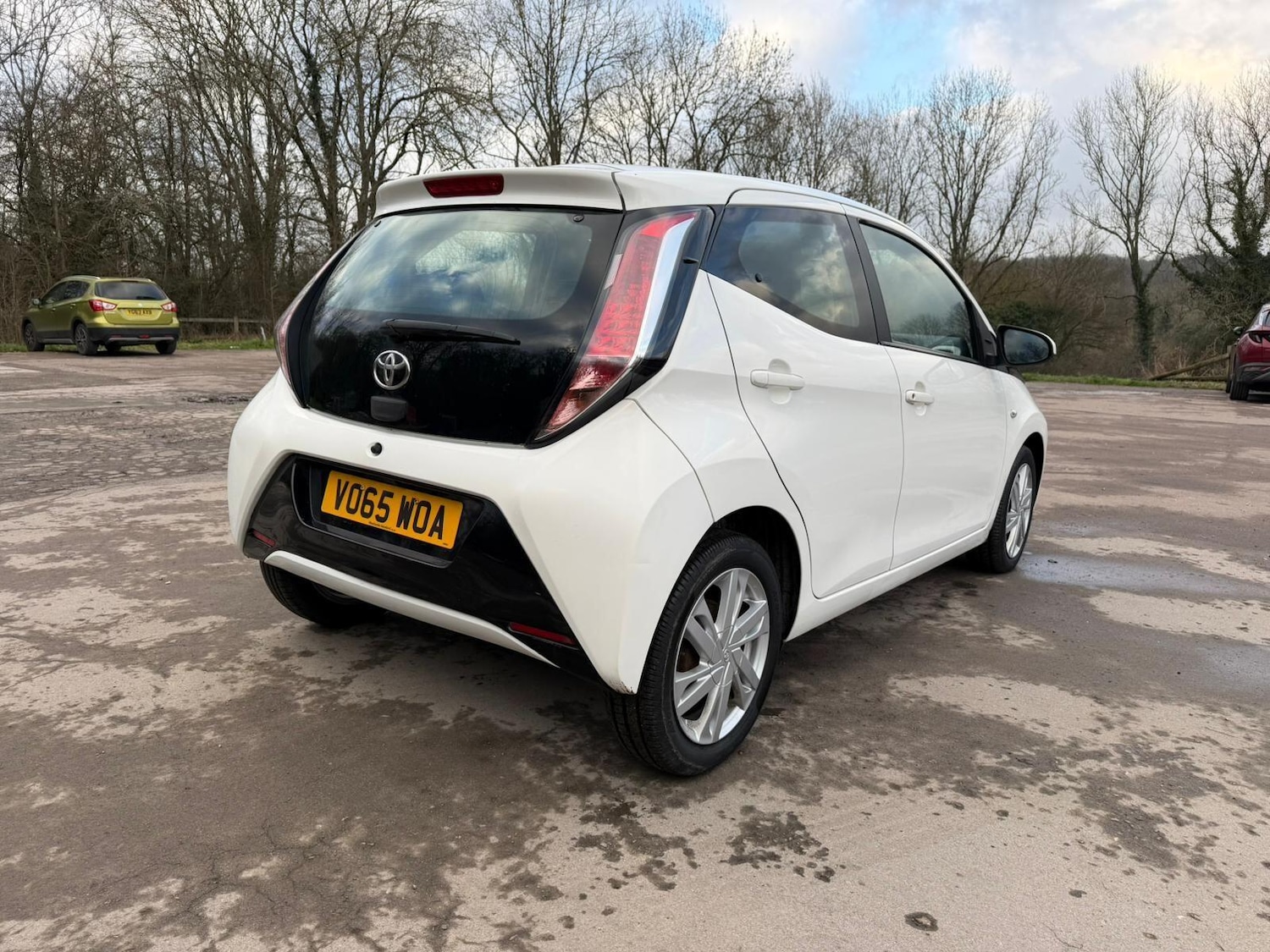 Used Toyota AYGO 2015 for sale - 77376604: Photo 9