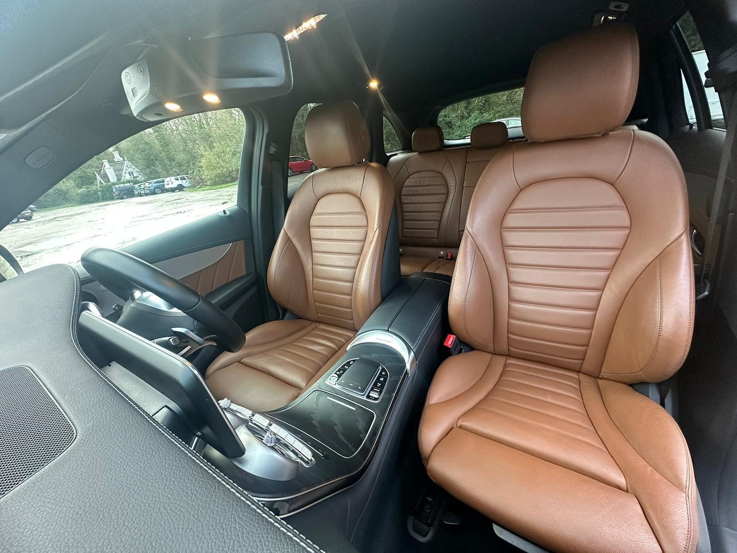 Used Mercedes-Benz GLC 2021 for sale - 76742347: Photo 18