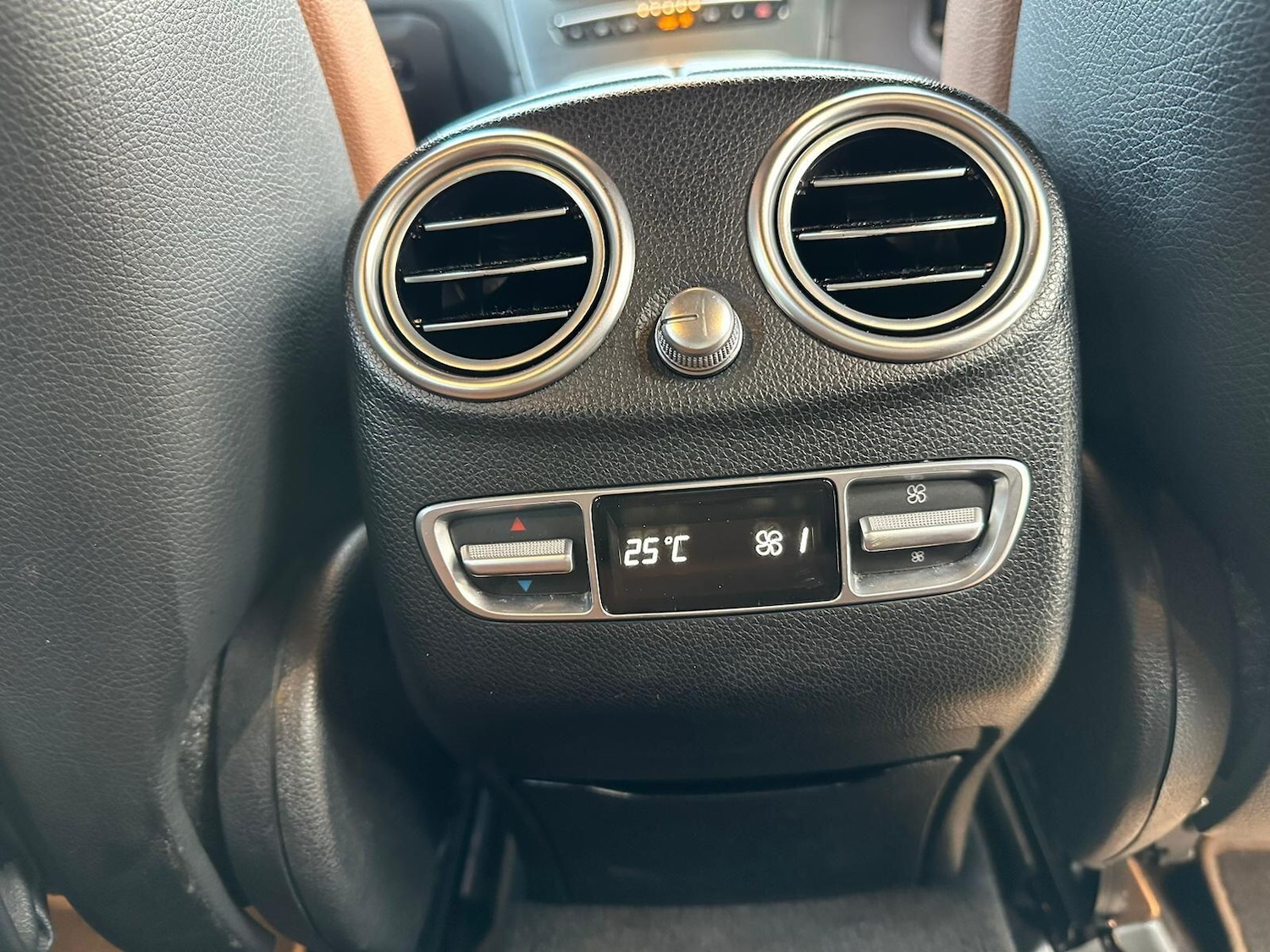 Used Mercedes-Benz GLC 2021 for sale - 76742347: Photo 22