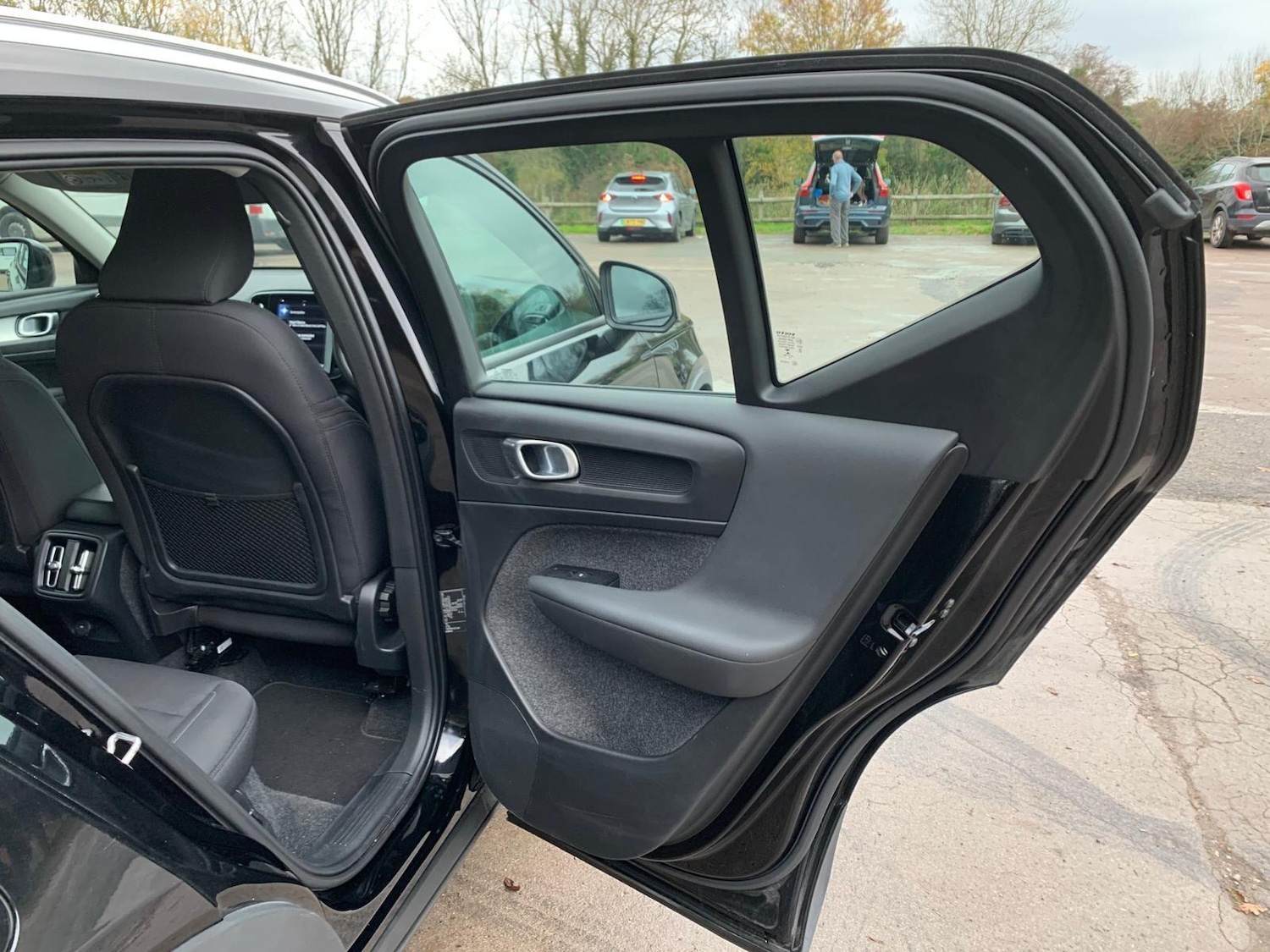 Used Volvo XC40 2021 for sale - 76538860: Photo 26