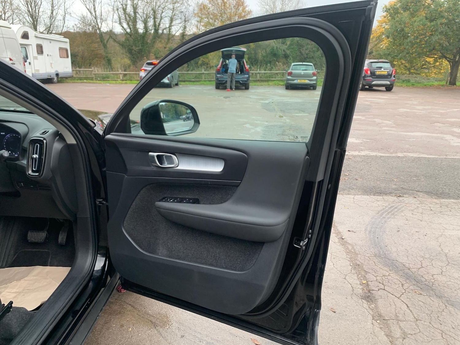 Used Volvo XC40 2021 for sale - 76538860: Photo 27