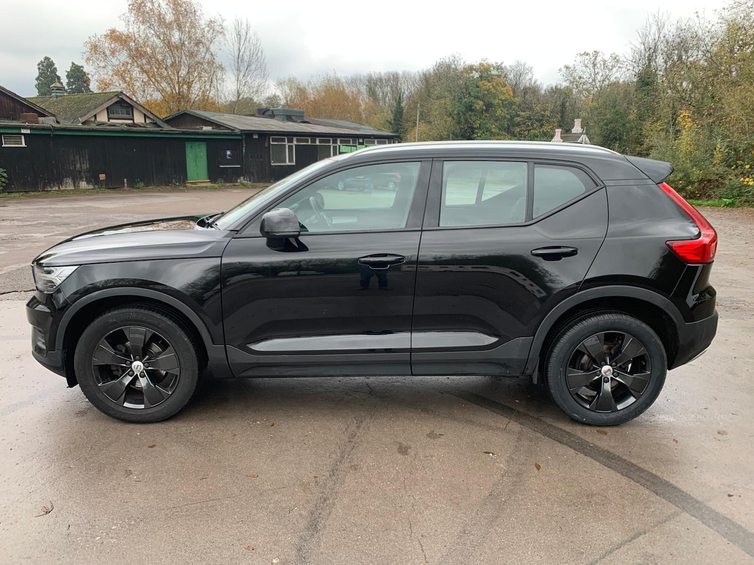 Used Volvo XC40 2021 for sale - 76538860: Photo 5