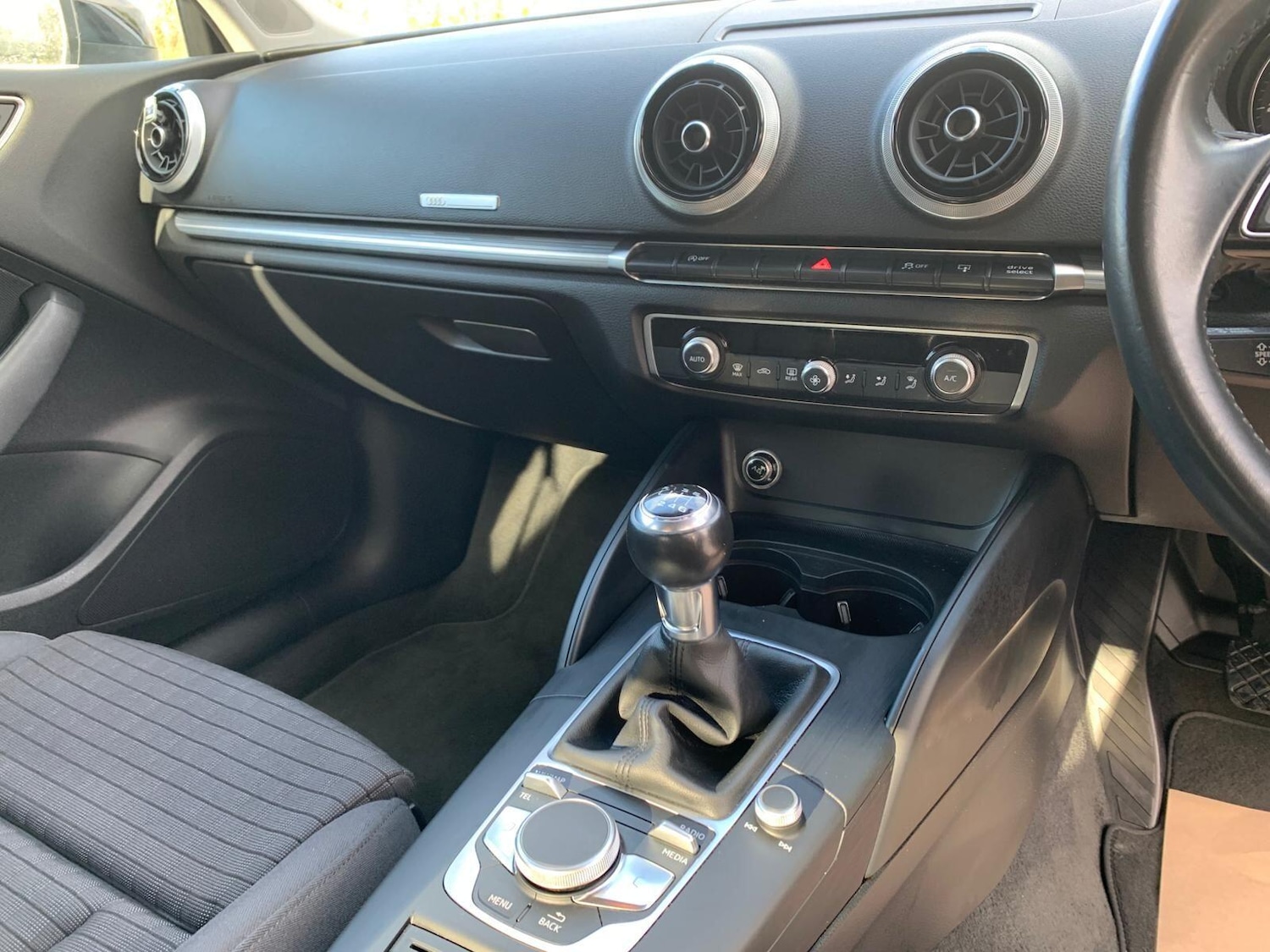 Used Audi A3 2017 for sale - 76388037: Photo 12