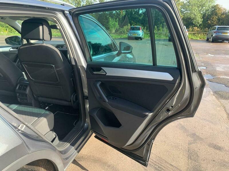 Used Volkswagen Tiguan 2019 for sale - 77343912: Photo 19