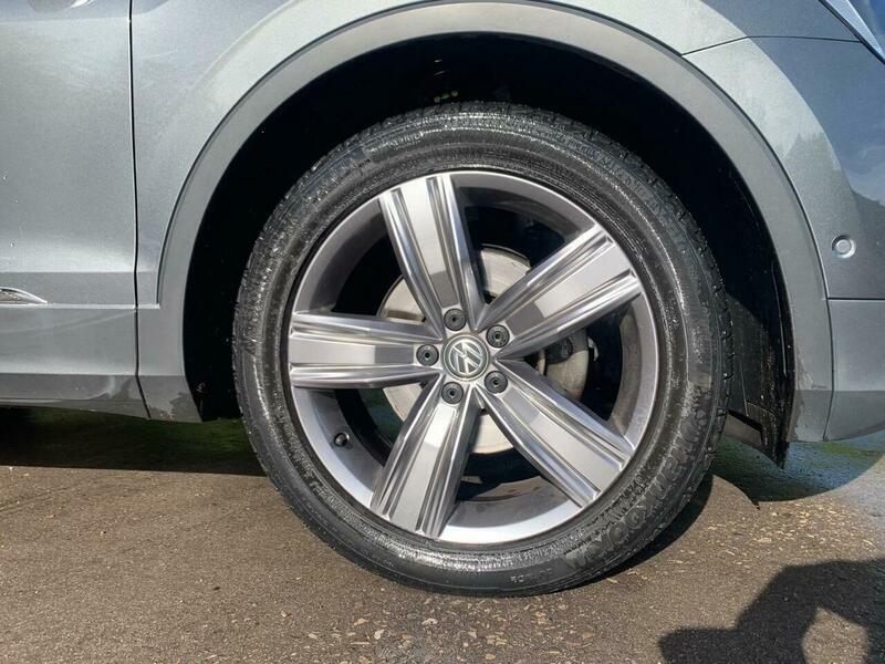 Used Volkswagen Tiguan 2019 for sale - 77343912: Photo 28