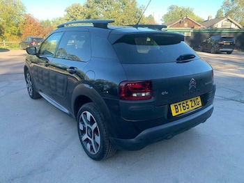 Used Citroen C4 Cactus 2015 for sale - 77396143: Photo