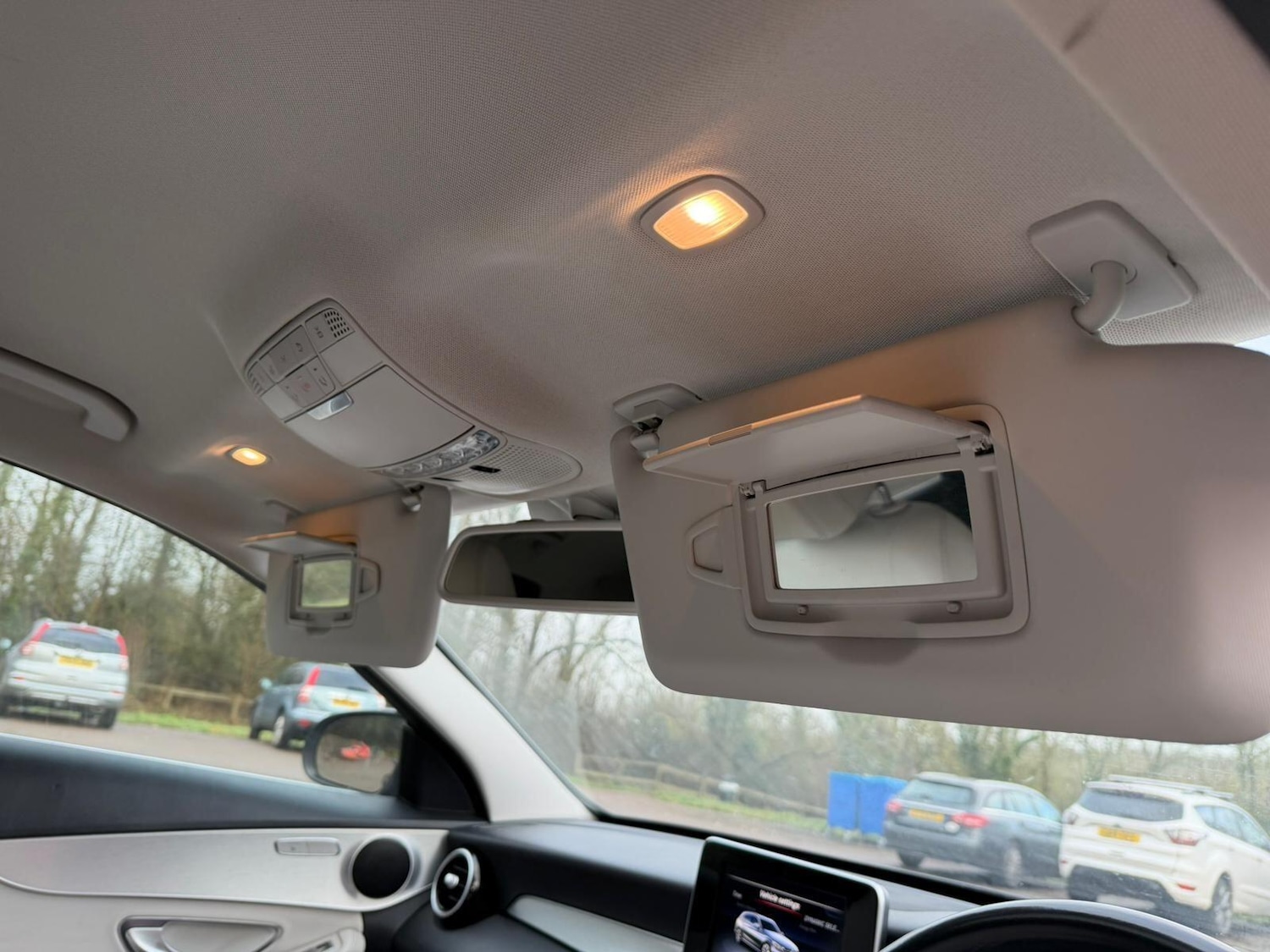 Used Mercedes-Benz C Class 2016 for sale - 77395921: Photo 25