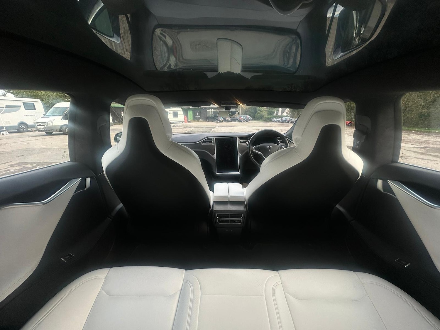 Used Tesla Model S 2018 for sale - 76645910: Photo 15