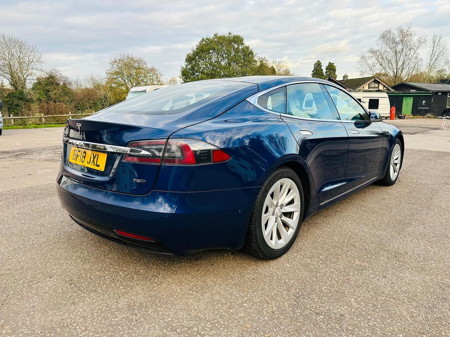 Used Tesla Model S 2018 for sale - 76645910: Photo 7