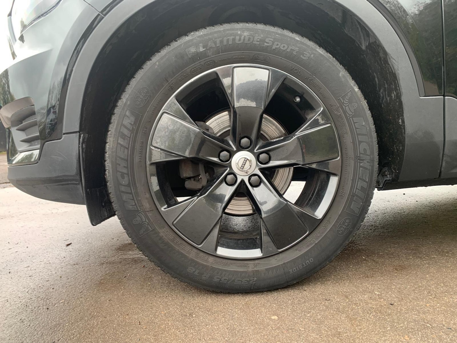 Used Volvo XC40 for sale - 76997109: Photo 28