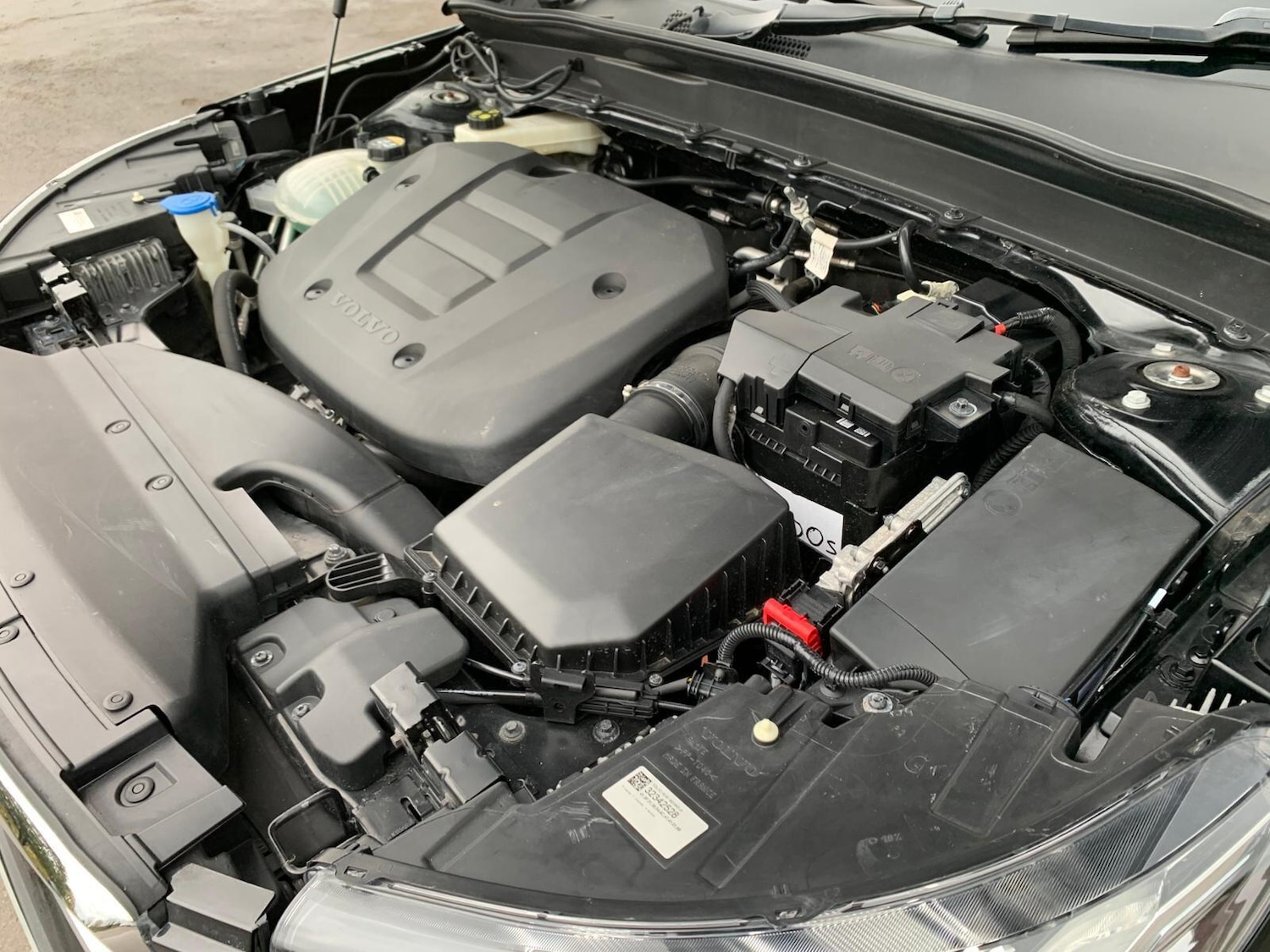 Used Volvo XC40 for sale - 76997109: Photo 34