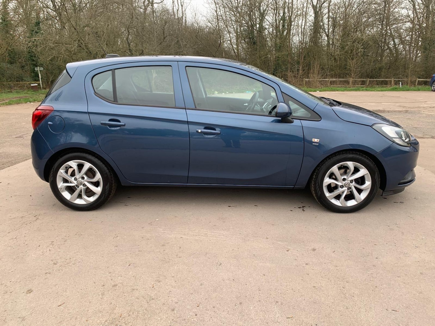 Used Vauxhall Corsa 2015 for sale - 77892645: Photo 4