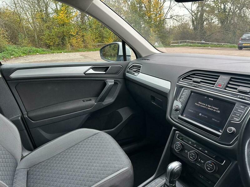 Used Volkswagen Tiguan 2016 for sale - 76498620: Photo 18