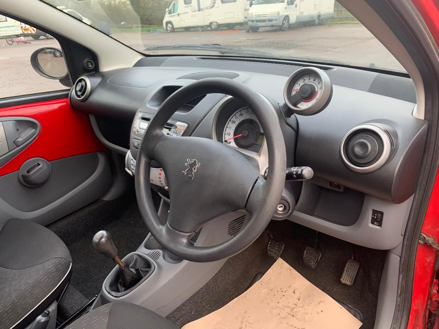 Used Peugeot 107 2009 for sale - 76550445: Photo 15