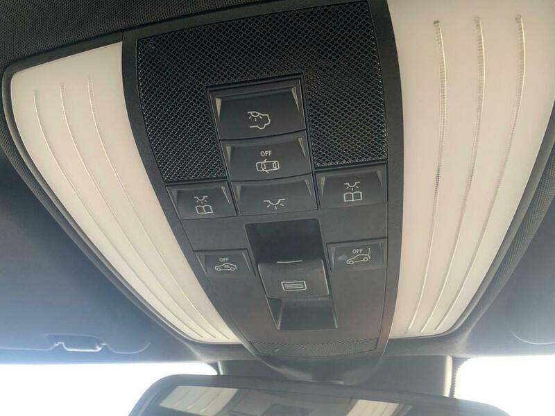 Used Mercedes-Benz E Class 2014 for sale - 78148175: Photo 21