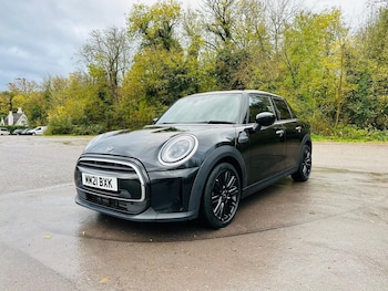 Used MINI Hatch 2021 for sale - 76994577: Photo