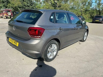 Used Volkswagen Polo 2019 for sale - 76043165: Photo