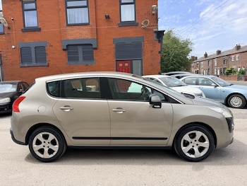 Used Peugeot 3008 2010 for sale - 79010809: Photo