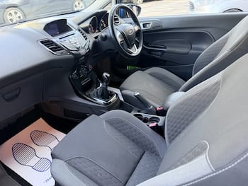 Used Ford Fiesta 2015 for sale - 79637728: Photo