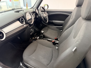 Used MINI Convertible 2014 for sale - 79495300: Photo