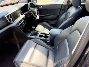 Used Kia Sportage 2018 for sale - 79519621: Photo