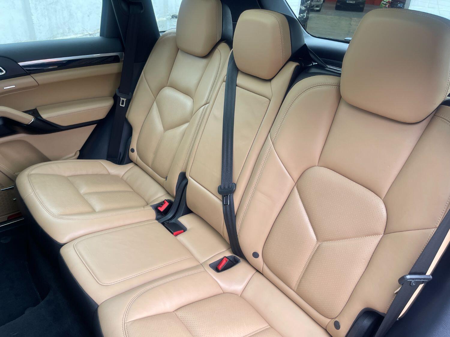 Used Porsche Cayenne 2016 for sale - 76218818: Photo 15