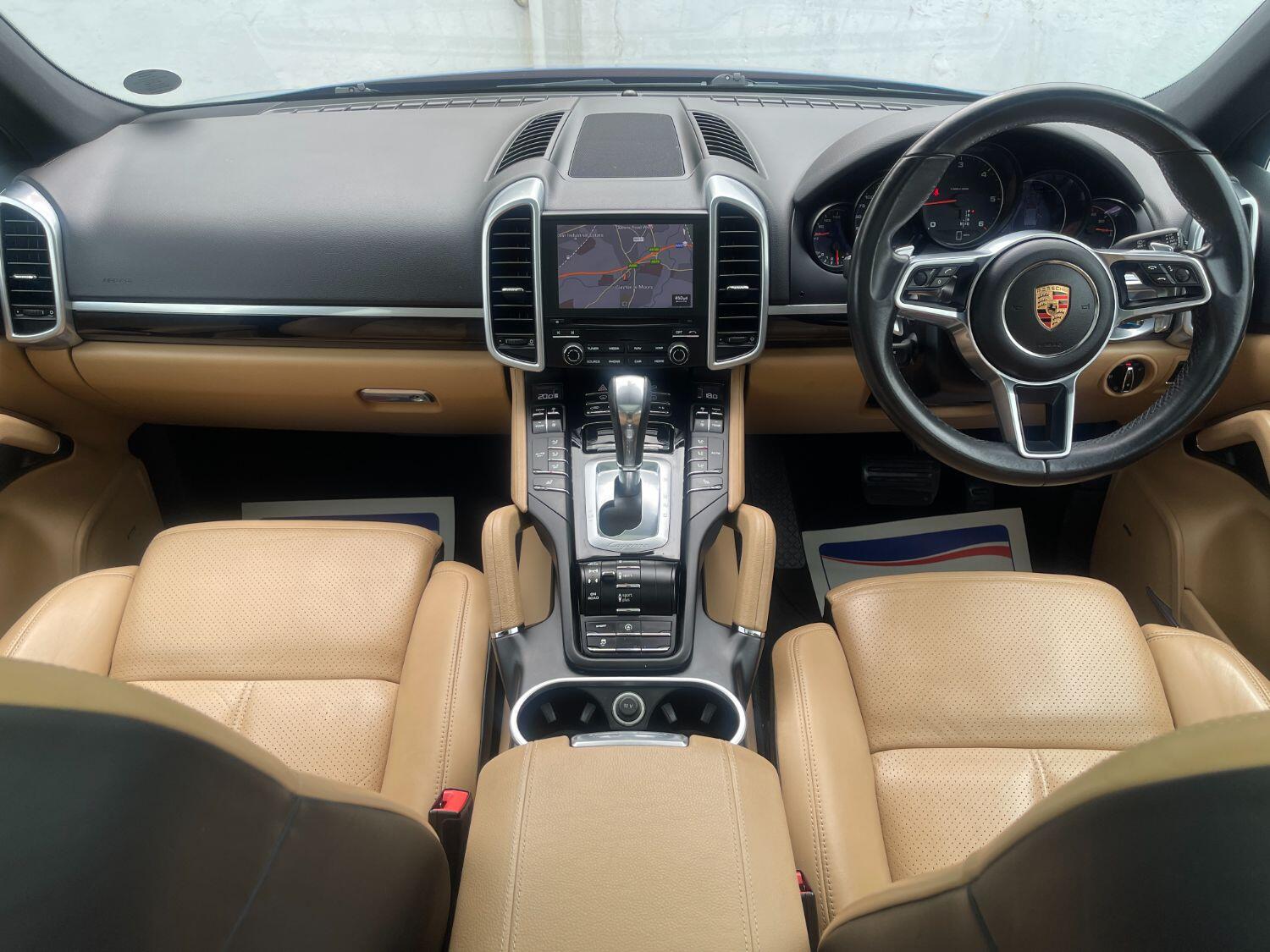 Used Porsche Cayenne 2016 for sale - 76218818: Photo 7