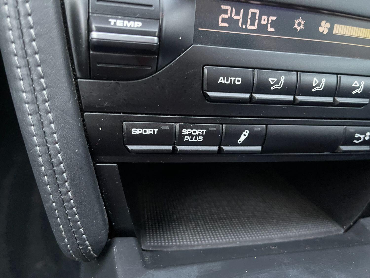 Used Porsche 911 2008 for sale - 76687273: Photo 13