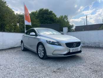 2016 - D2 [120] SE Lux Nav 5dr
