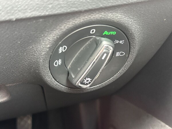 Used Skoda Karoq 2023 for sale - 75453073: Photo 37