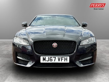 Used Jaguar XF 2017 for sale - 78687710: Photo
