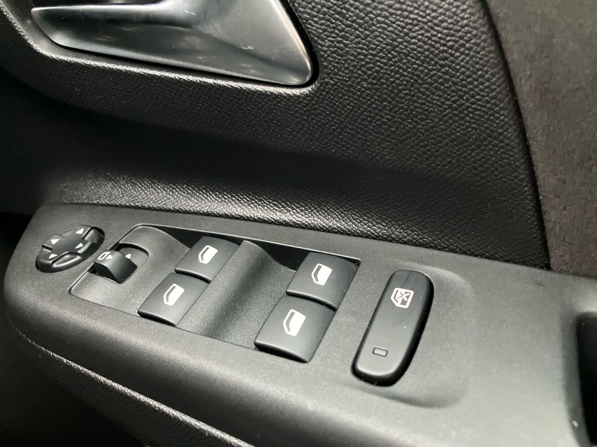 Used Vauxhall Corsa 2022 for sale - 76792571: Photo 19