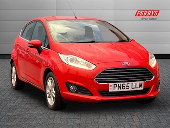 2015 - 1.25 82 Zetec 5dr