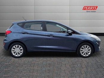 Used Ford Fiesta 2022 for sale - 76158331: Photo
